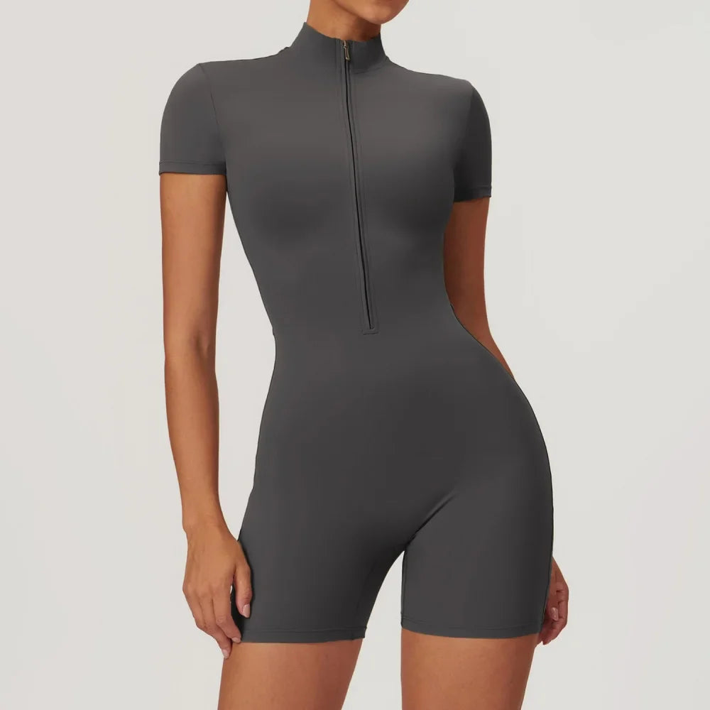 Modieuze yoga kleding met rugdetail
