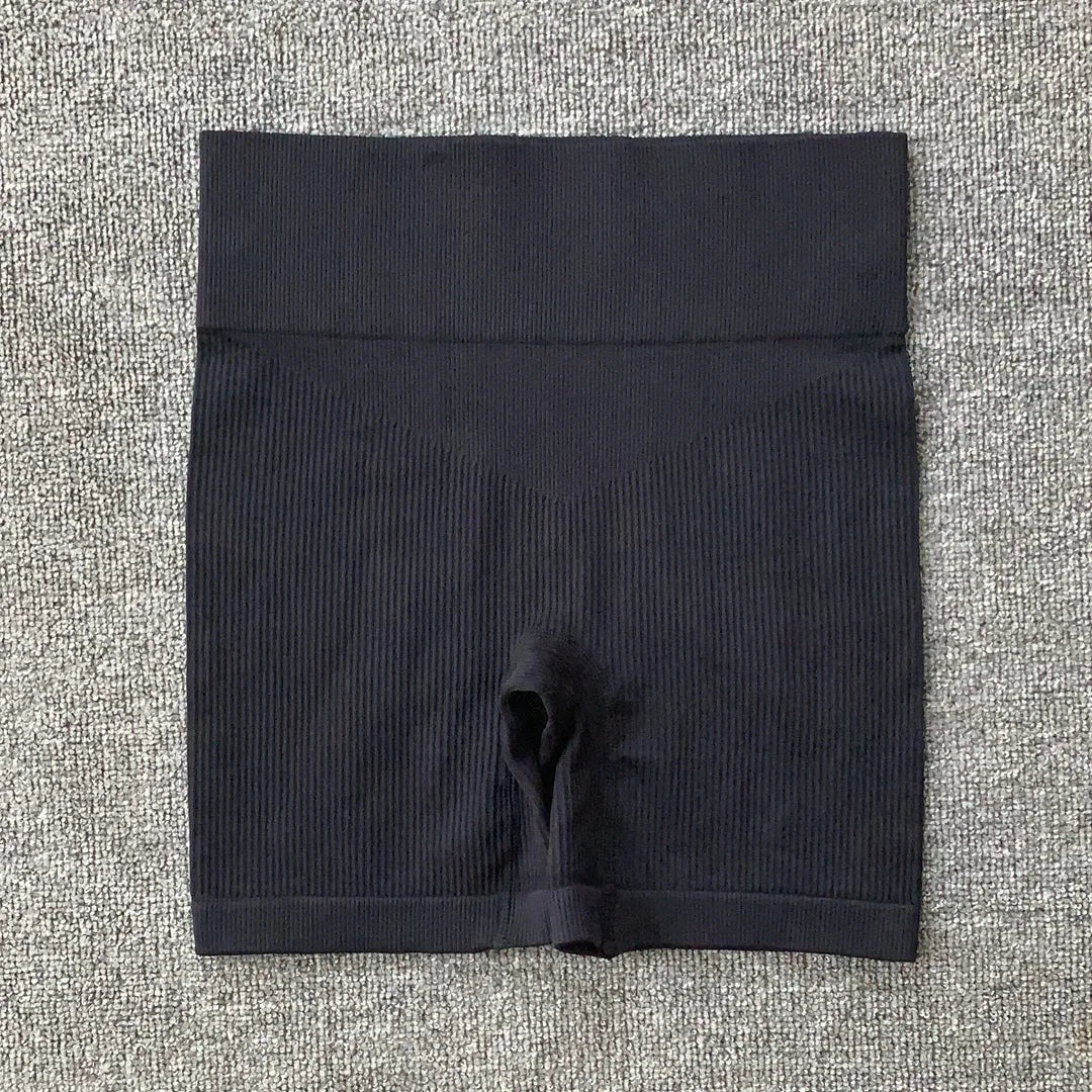 Stijlvolle yoga kleding voor actieve vrouwen
