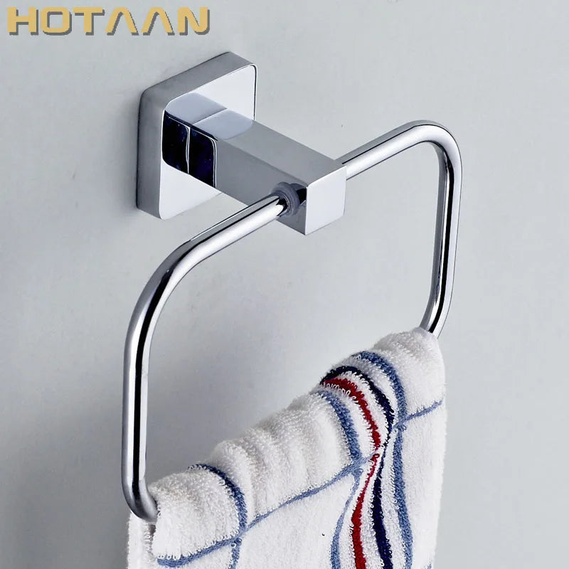 Badkamer handdoekenrek met spiegelframe β 2-in-1 oplossing