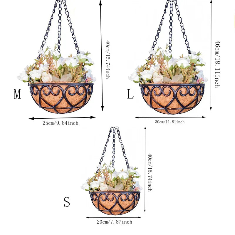 Tuindecoratie met windlichten en glazen potten