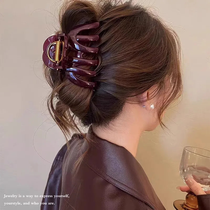 Dames haar accessoires in zachte materialen
