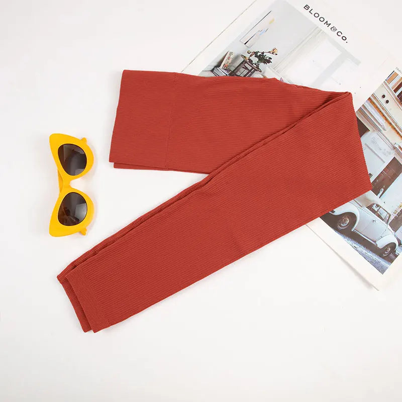 Naadloze yoga kleding in zachte tinten