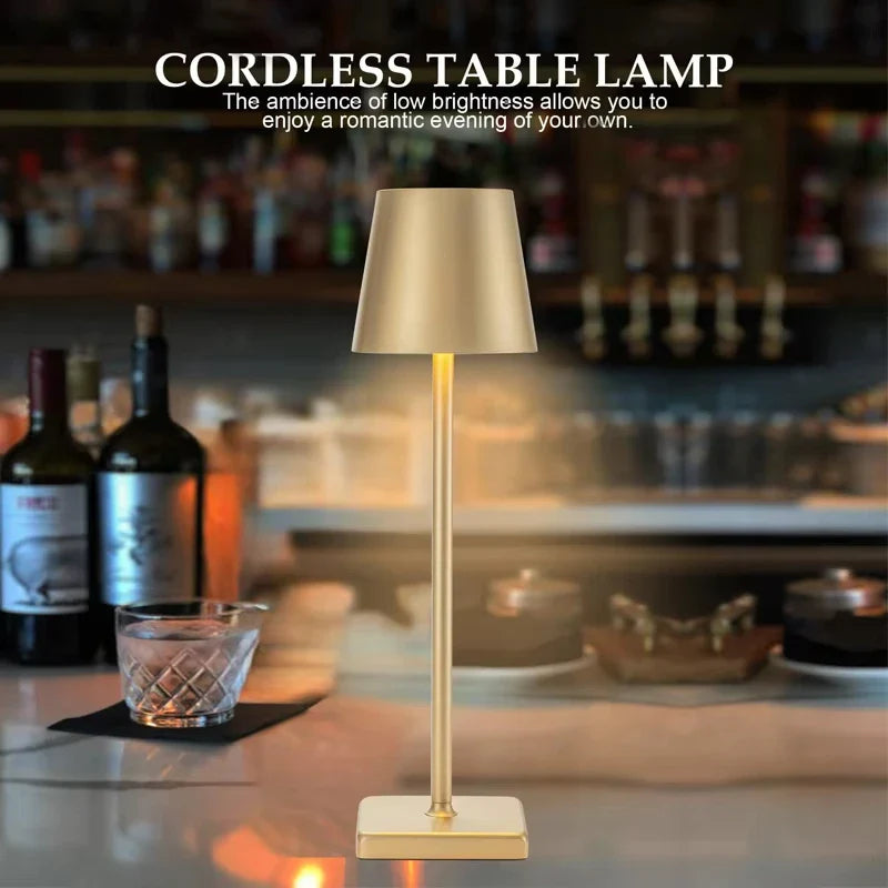 Lamp nachtkastje met opbergplek voor bril of boek – Slim ontwerp