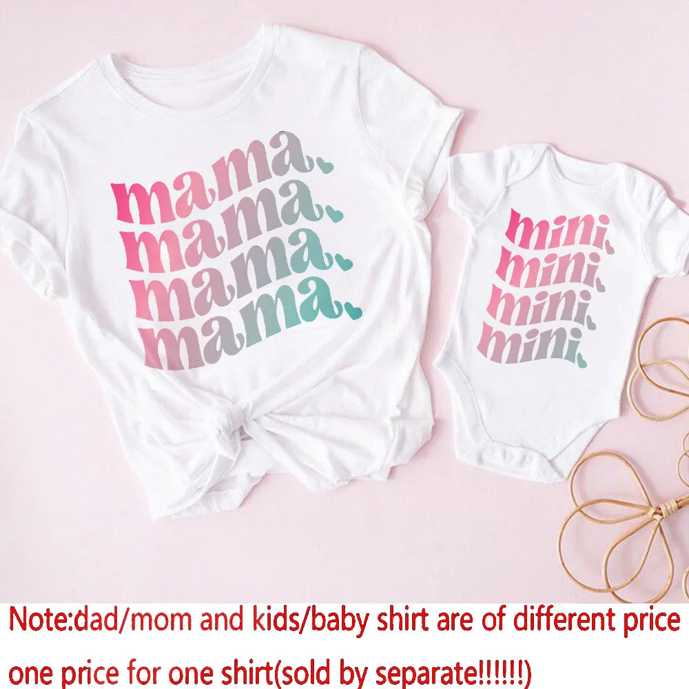 Matching homewear voor moeder en dochter β Gezelligheid thuis