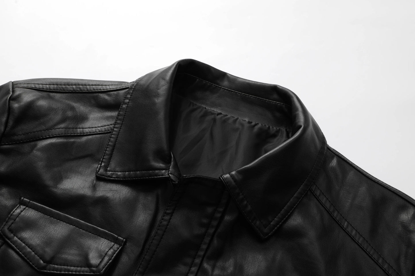 Leren jas heren met afneembare capuchon – Twee looks in één
