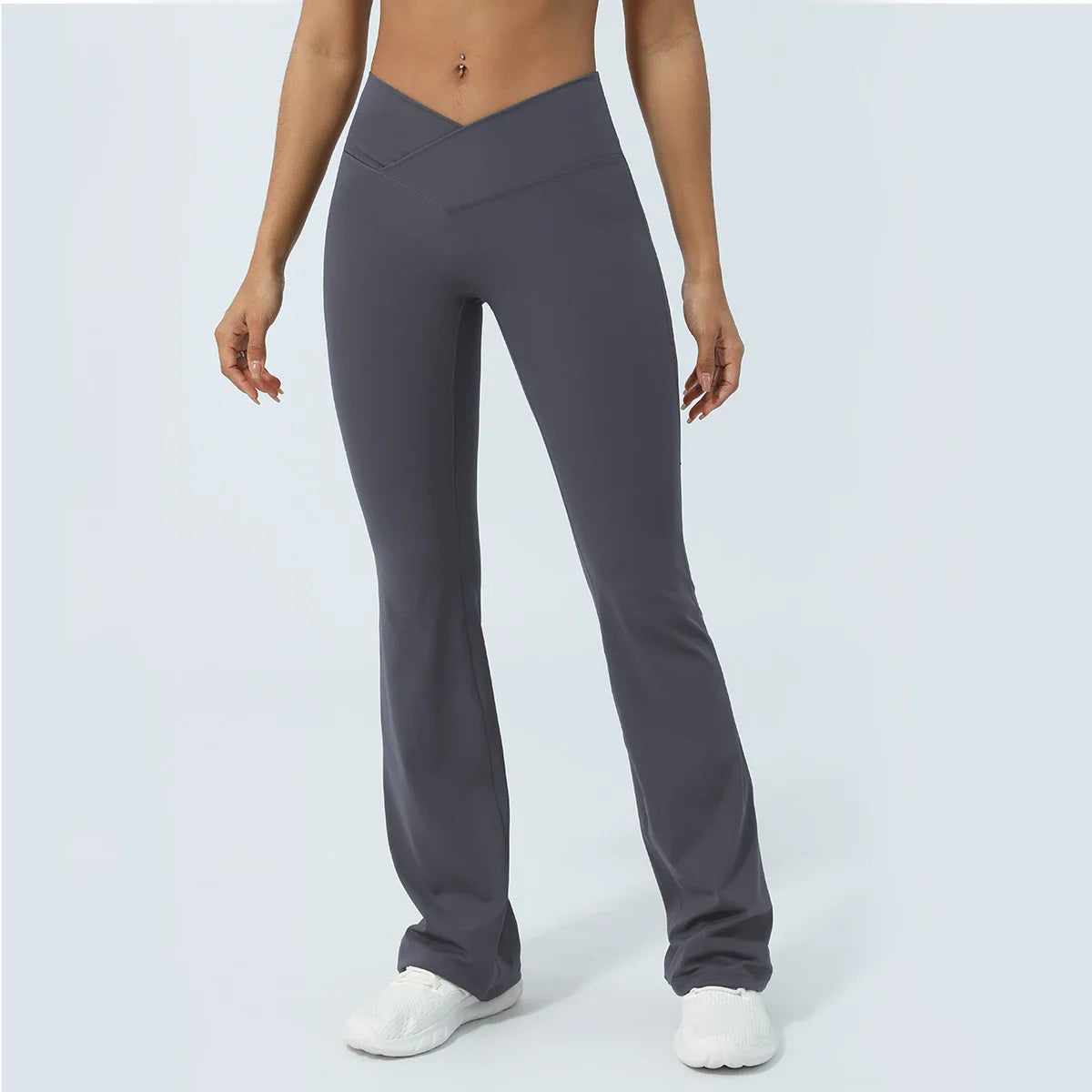 Stijlvolle yoga kleding met vrouwelijke snit