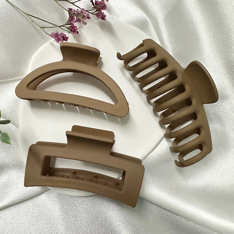 Grote scrunchie als modieus accessoire