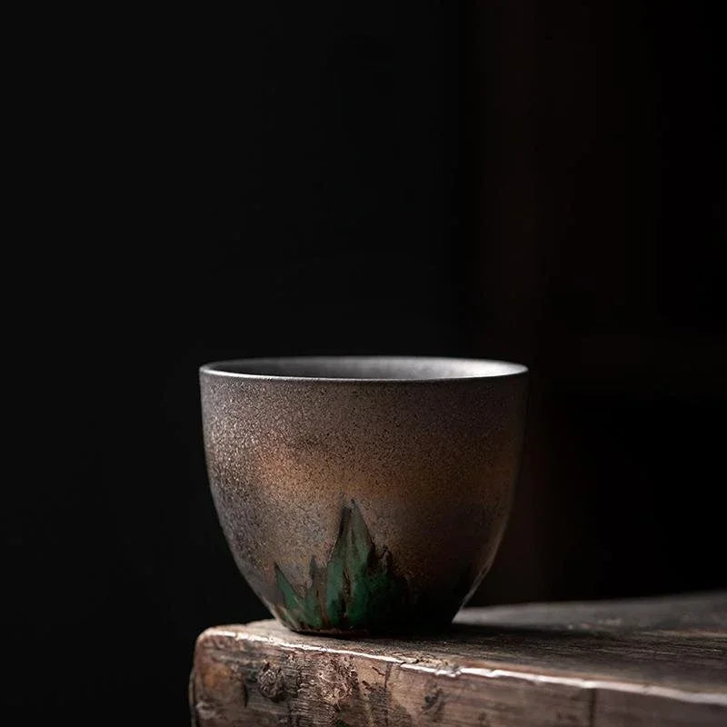 Decoratieve theepot als centerpiece