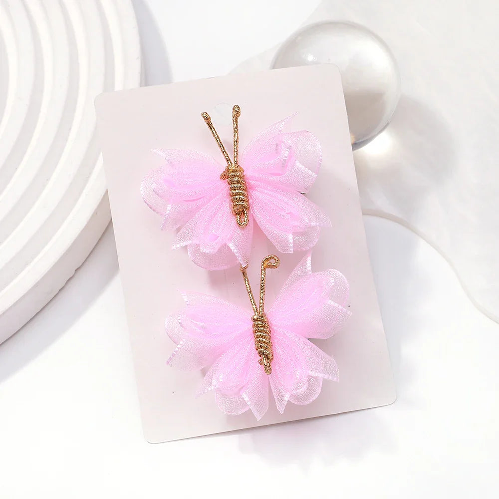 Grote scrunchie als modieus accessoire