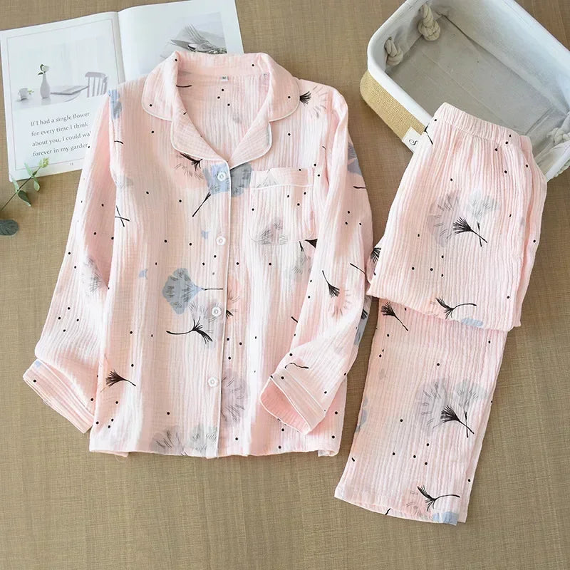 Dames pyjama Livera met knoopsluiting