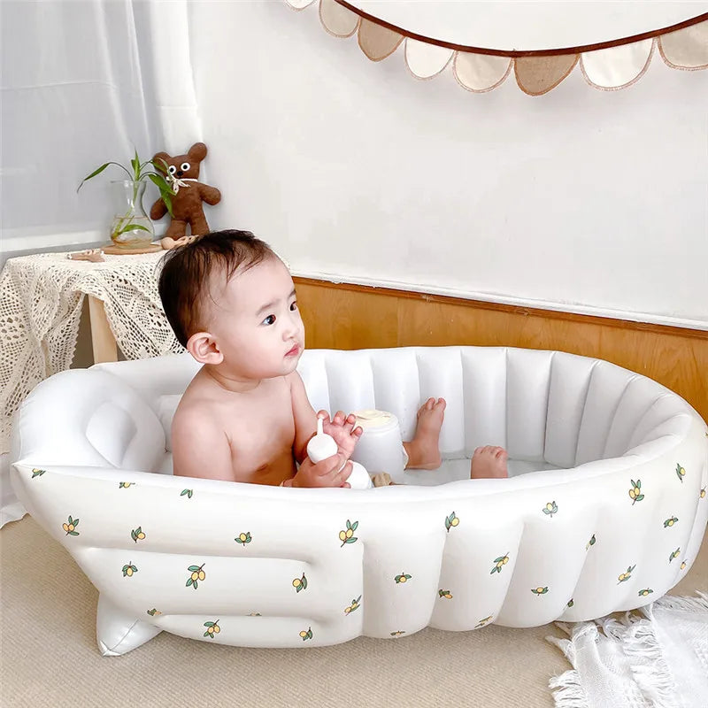 Babybadje Action met vrolijke kleuren