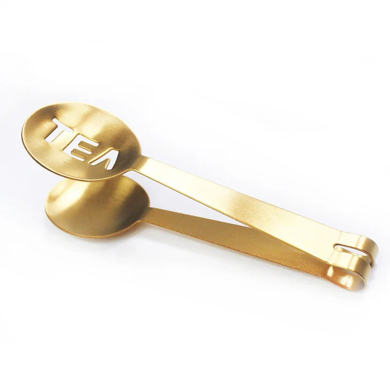 Decoratieve theepot als centerpiece