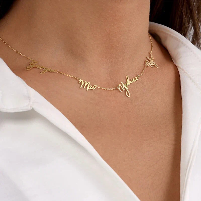 Ketting met gravure van coördinaten