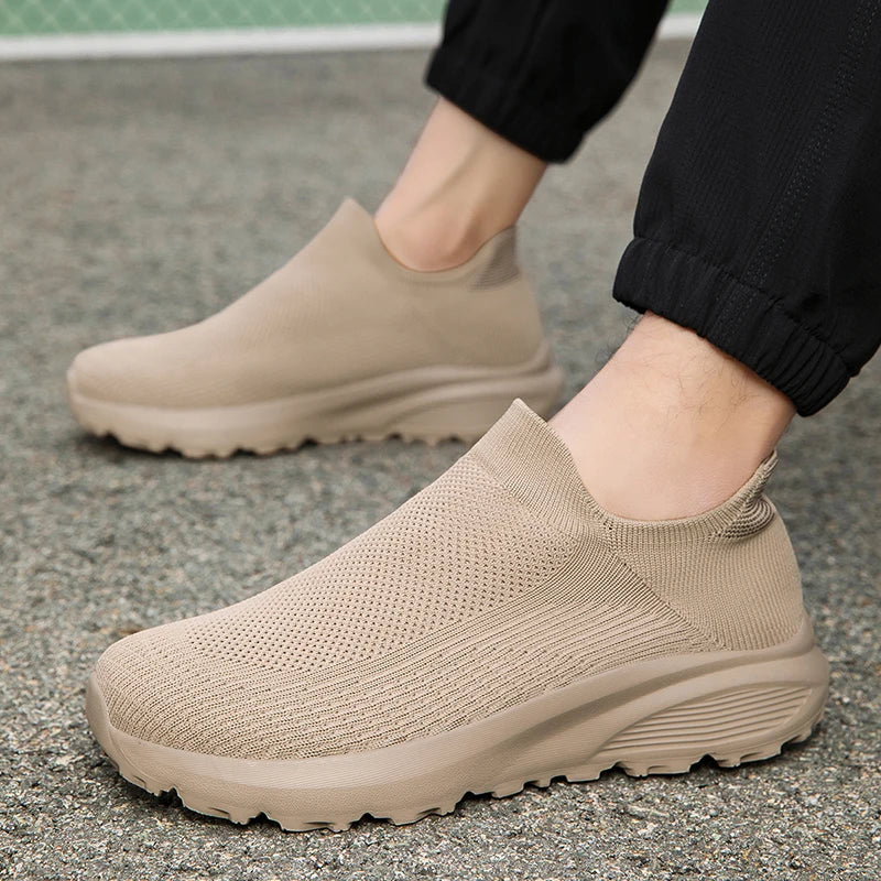 Sportieve zomerschoenen voor heren op vakantie