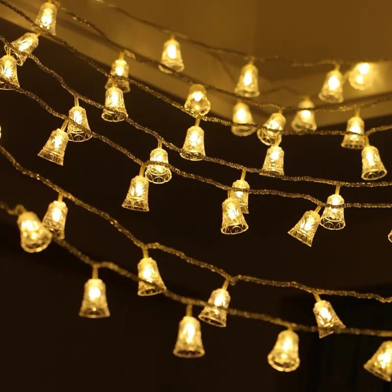 Gekleurde lichtslingers buiten – Voor tuinfeestjes