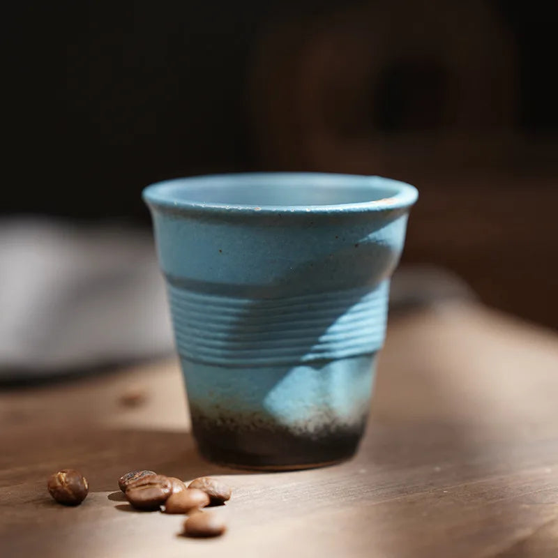 Gietijzeren theepot als robuuste theewaar