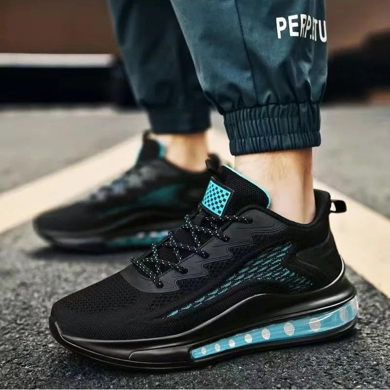 Ademend bovenwerk bij zomerse heren sneakers