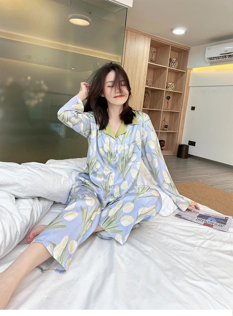 Dames pyjama met schattige patronen