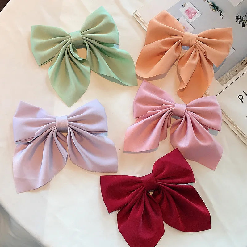 Haar accessoires met strikdetail en zachte stof