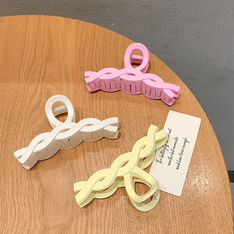Elegante haarkammen met fijne versiering