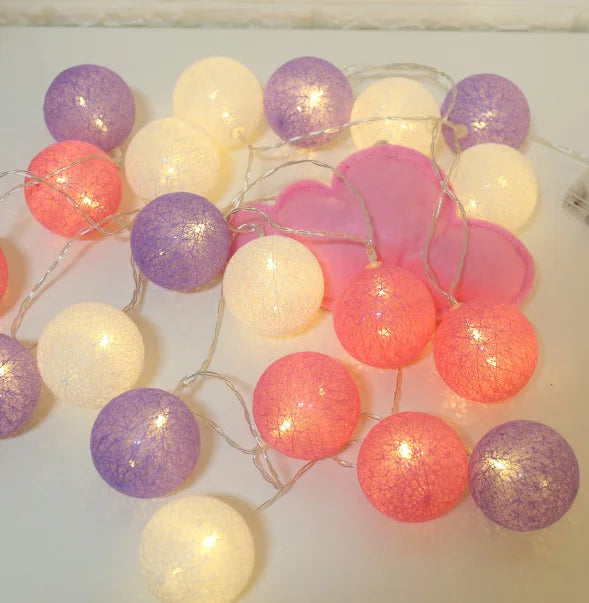 Grote licht slinger buiten – Perfect voor tuinfeesten