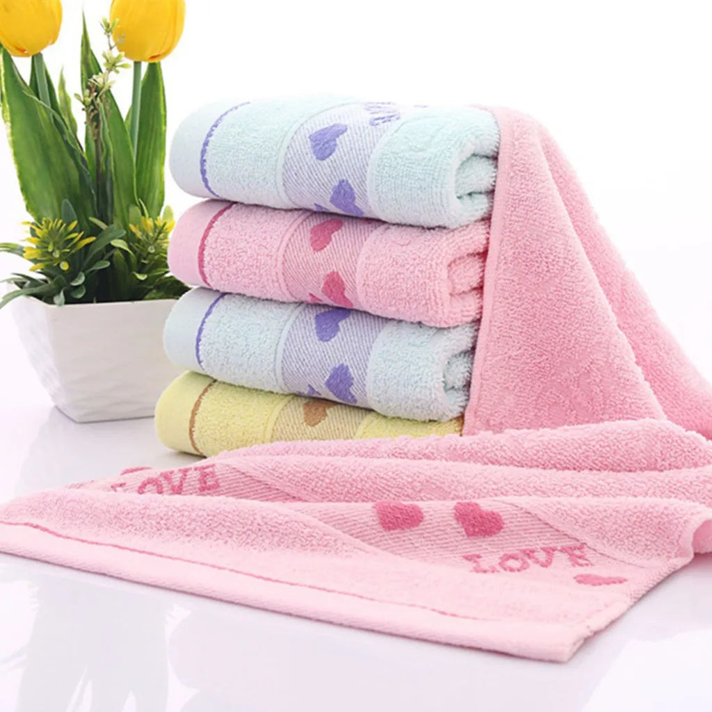 HEMA badhanddoek met streepdesign – Fris en trendy