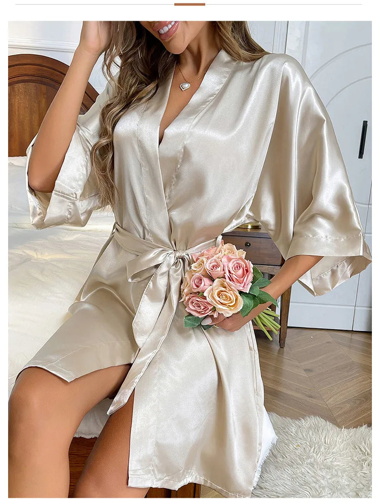 HunkemΓΆller dames ochtendjas satijnlook β Glanzend en luxe