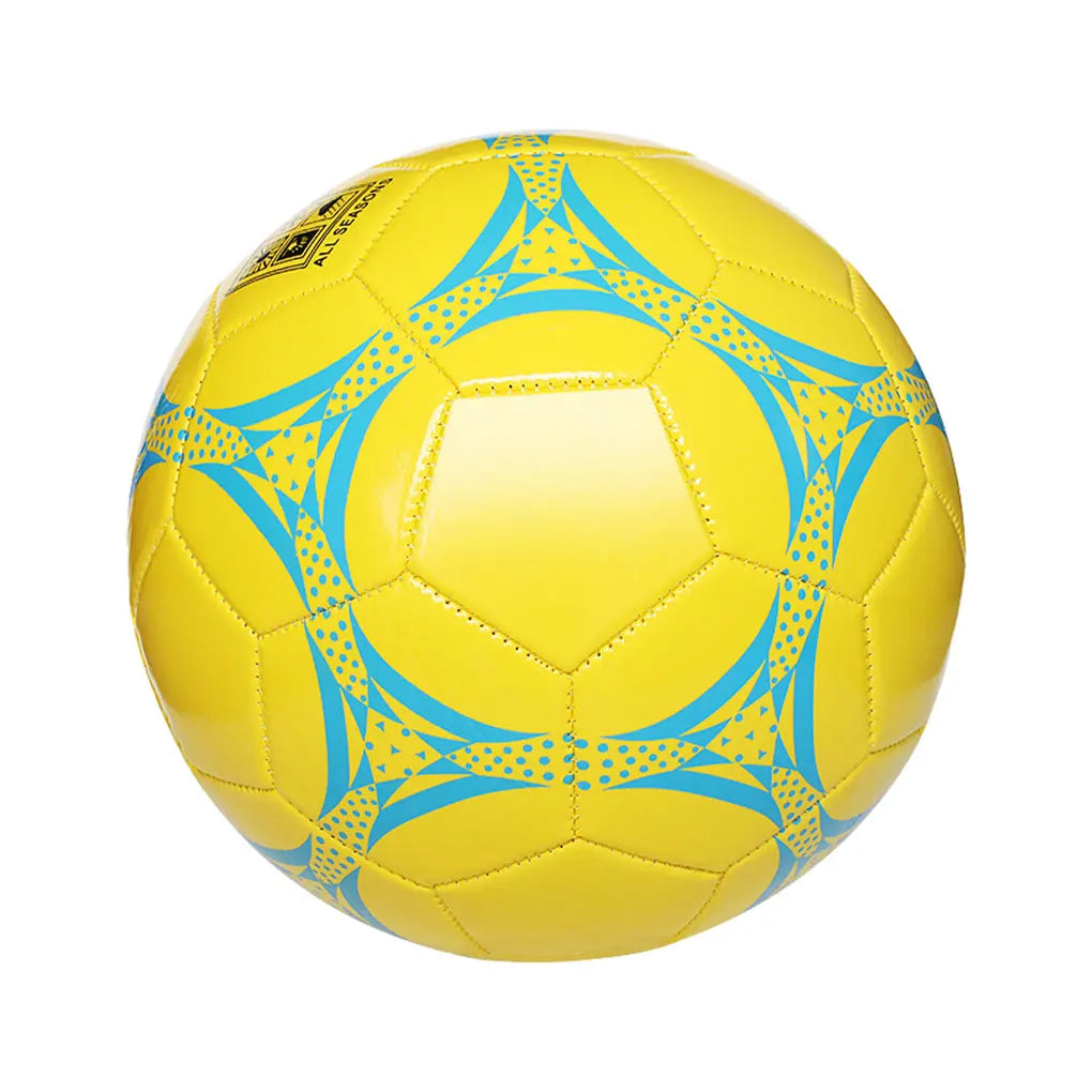 Voetbal voor intensieve training op straat