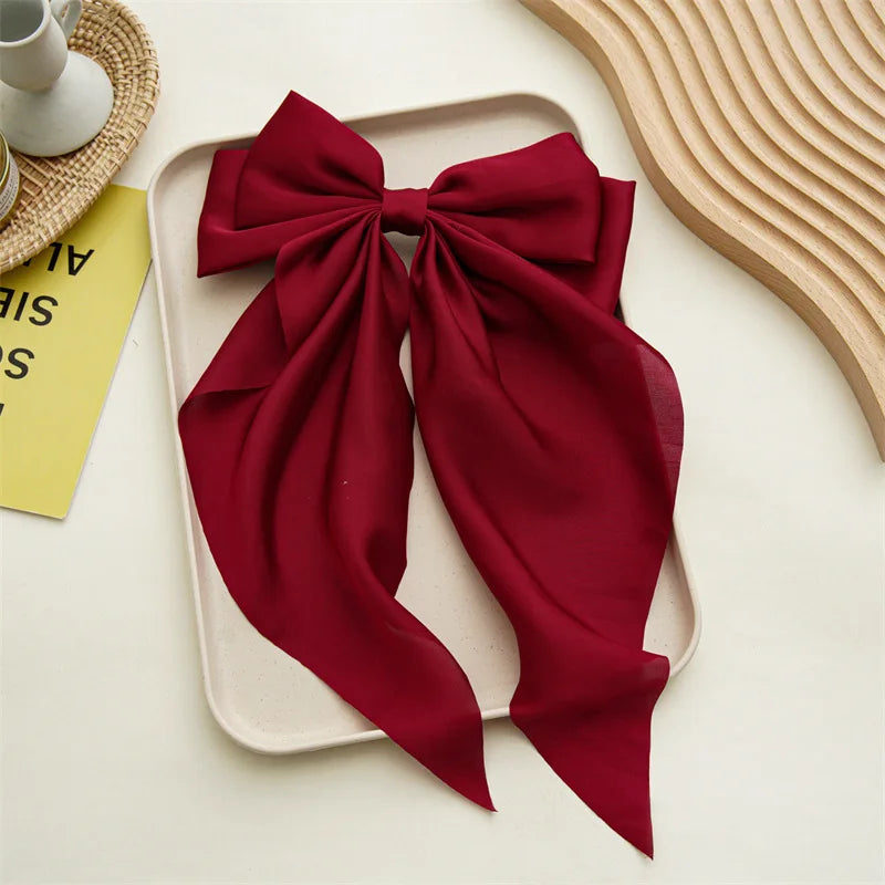 Kleurrijke scrunchies voor een speelse look