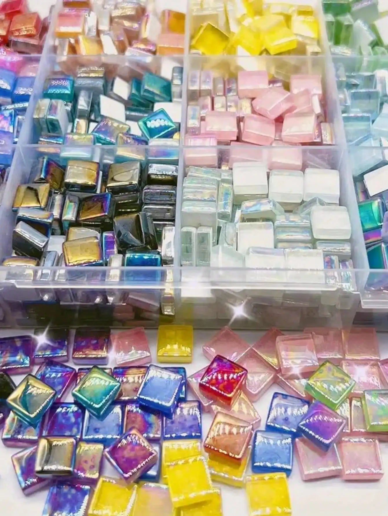 Zilveren mozaiek tegels – Glans en elegantie