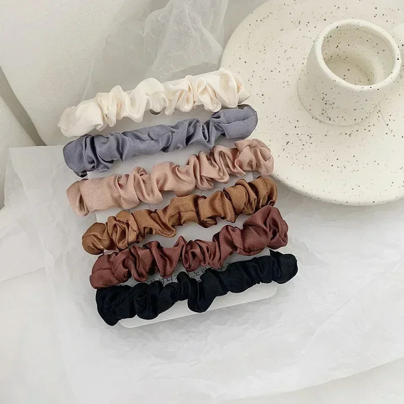 Haar accessoires met subtiele kleuraccenten