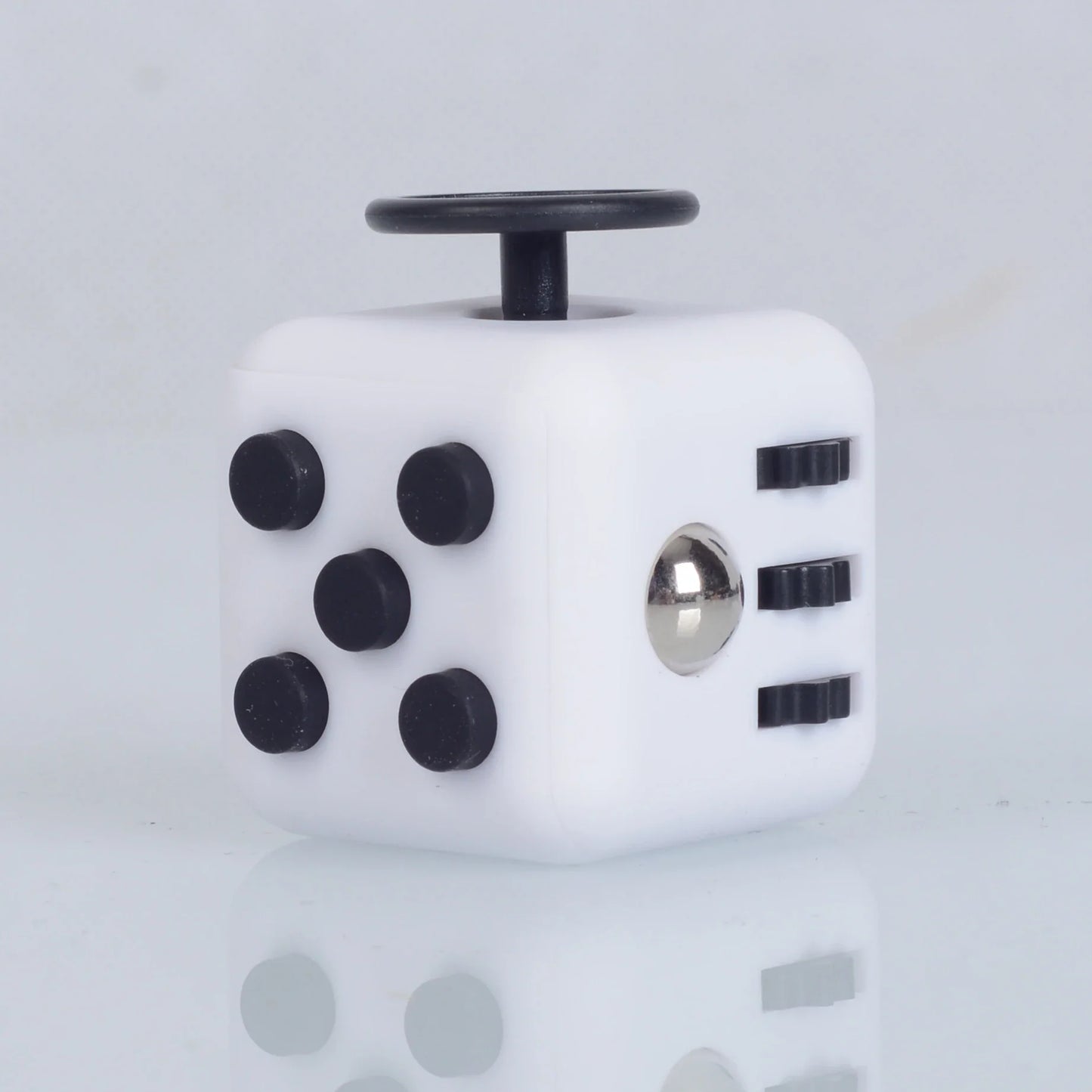 Fidget toys action - Interactieve kubus met kleurrijke knoppen voor ontspanning