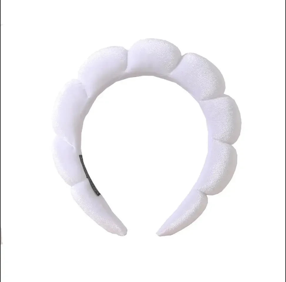 Dames haar accessoires in zachte materialen