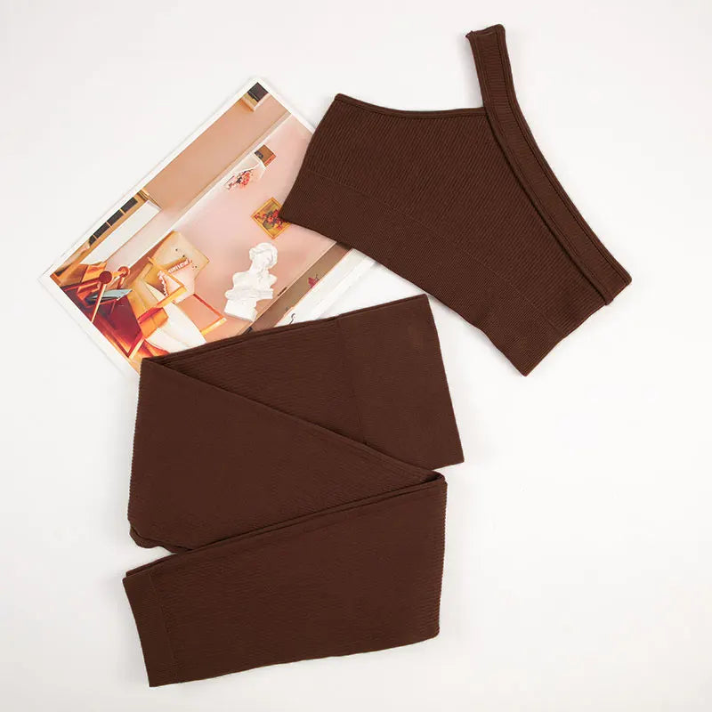 Yoga kleding met lange legging en crop top