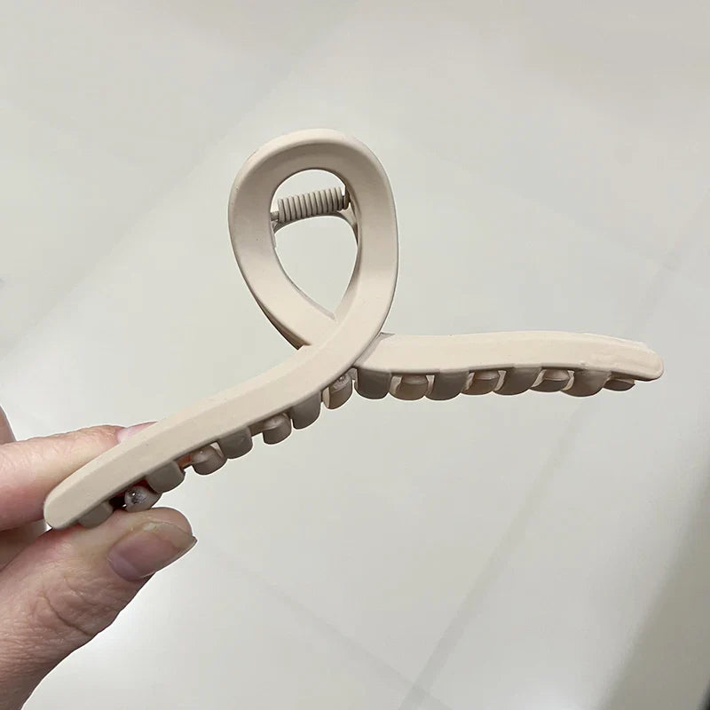 Fluwelen haar accessoires in warme kleuren