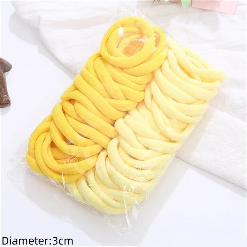 Metalen haarspelden met minimalistisch design