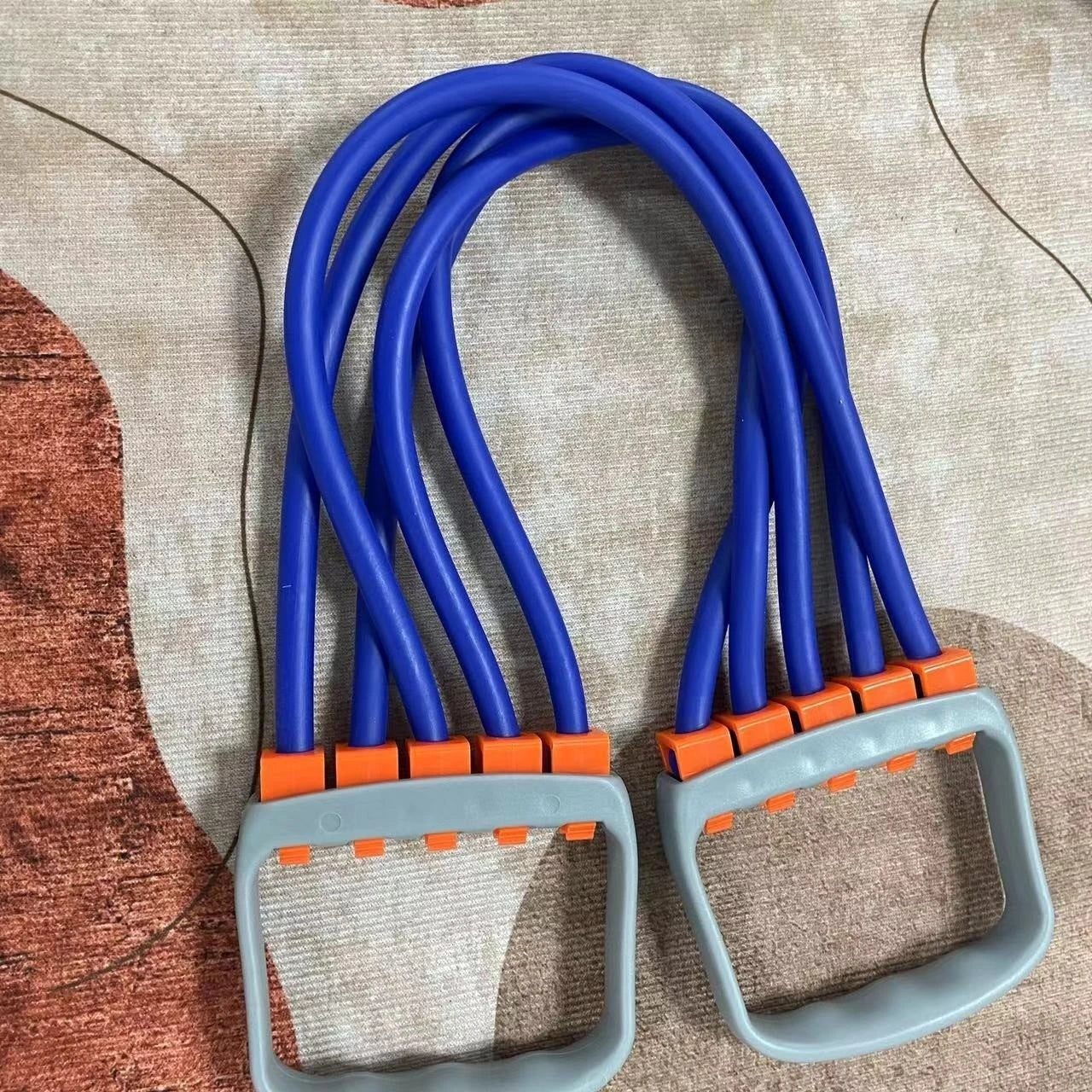 Oefeningen met weerstandsband en eigen lichaamsgewicht – Full body