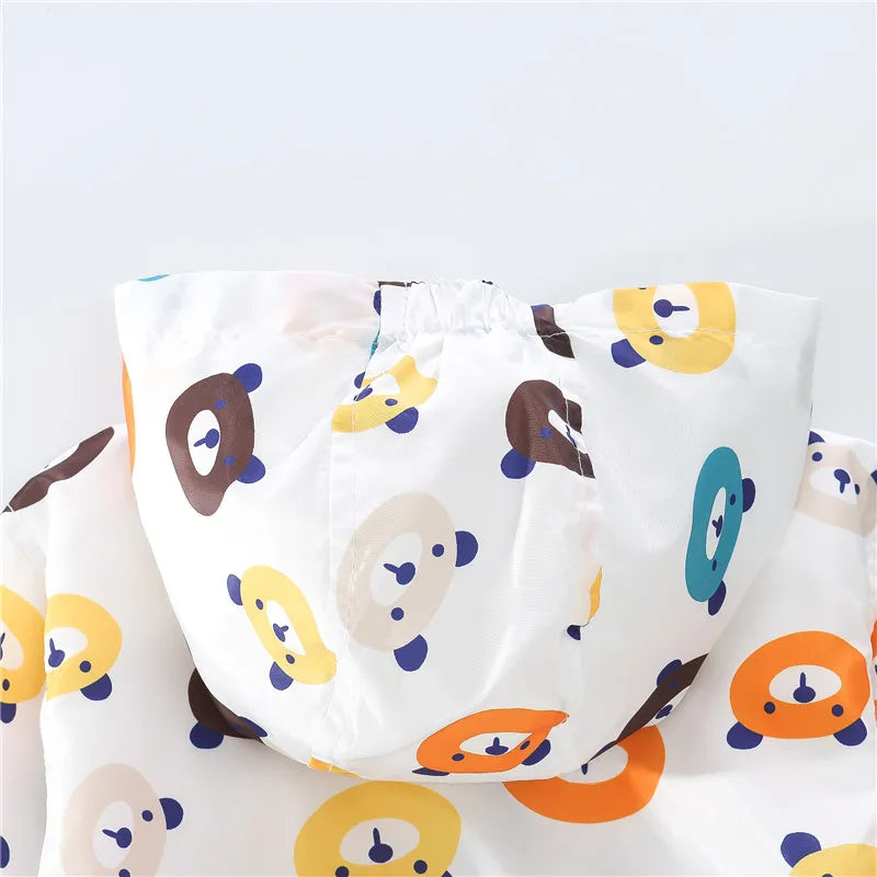 Schattige babykleertjes in pastelkleuren