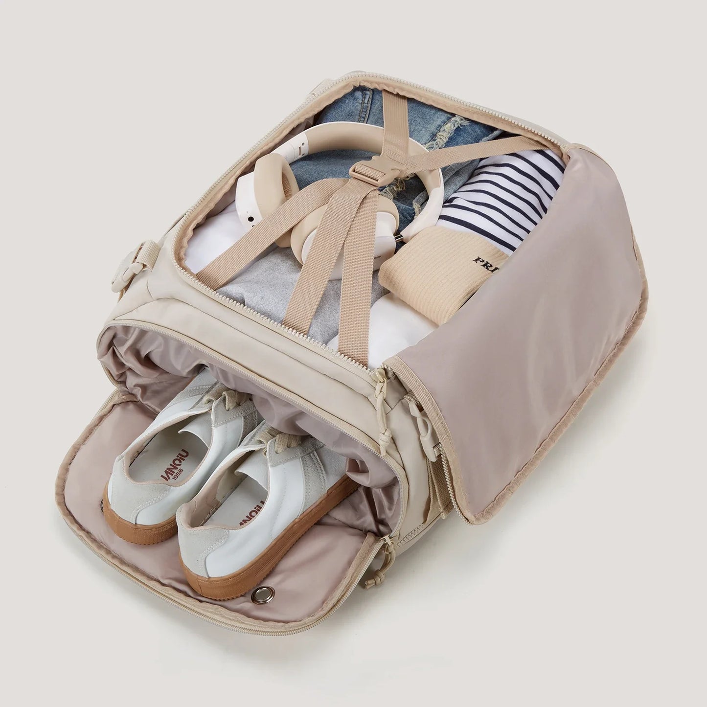 Handbagage rugzak met regenhoes inbegrepen