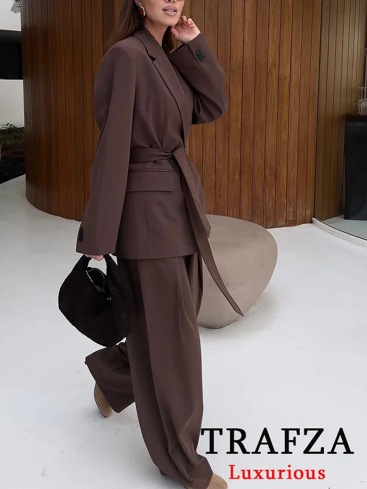 Bruiloft broekpak dames met zachte plooien – Comfort en klasse