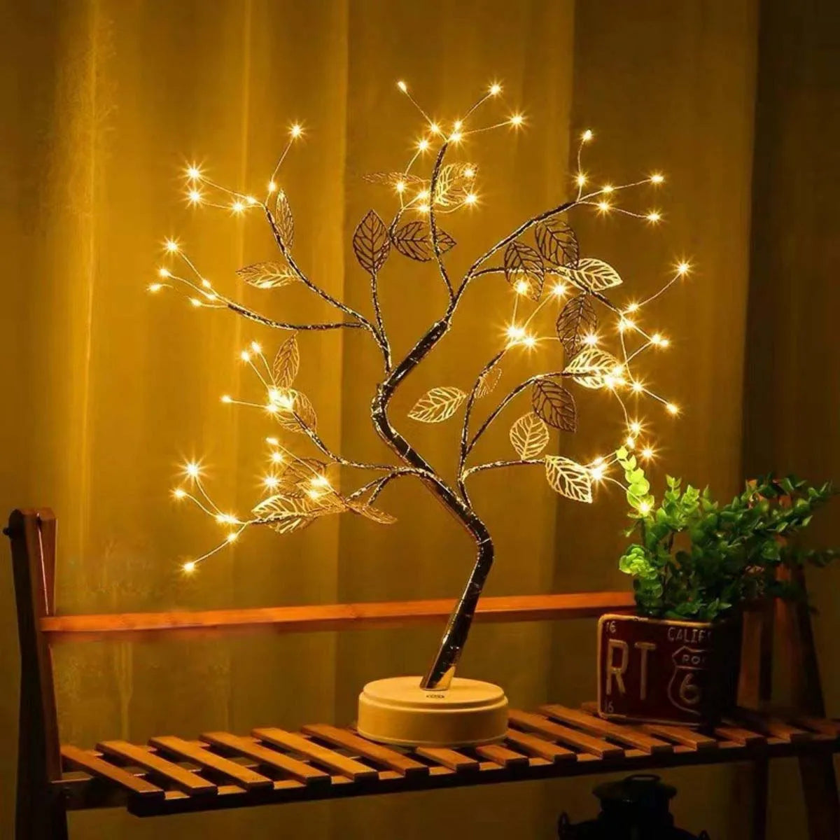 Lampje nachtkast met glazen kap – Elegant en licht