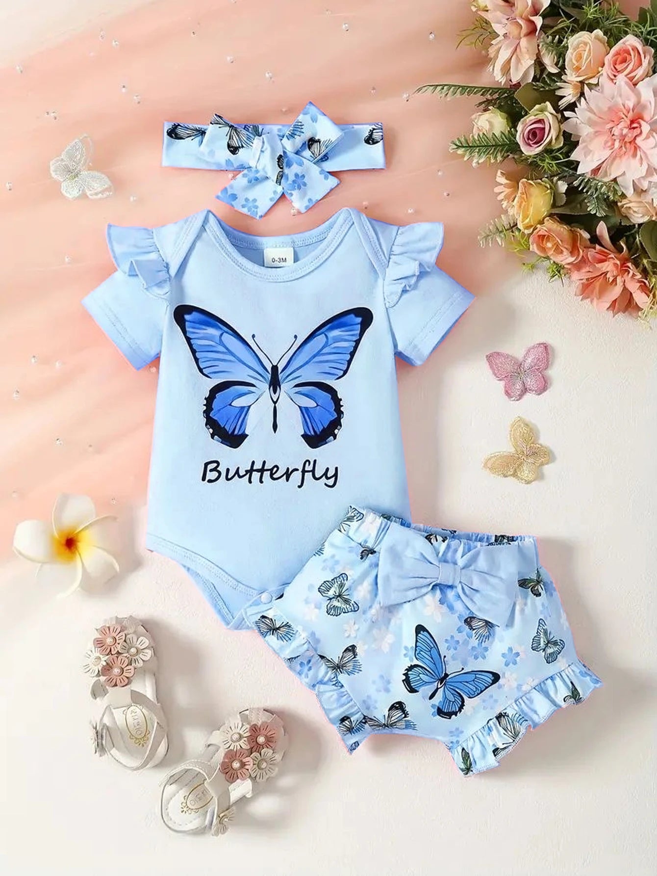 Schattige babykleertjes voor newborns en peuters