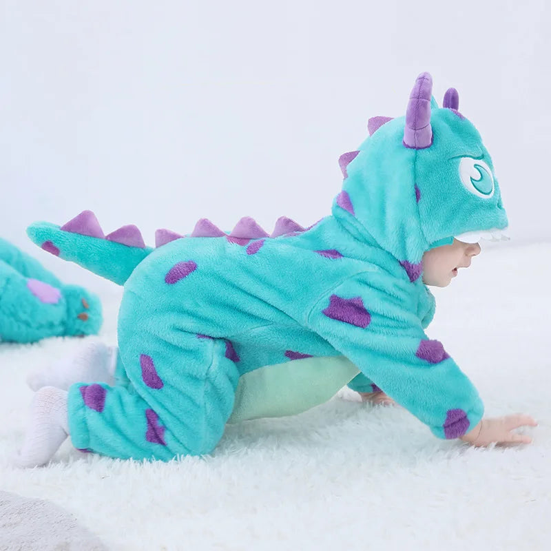 Schattige babykleertjes met schattige details