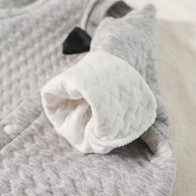 Babykleding jongen in stoere en zachte stoffen