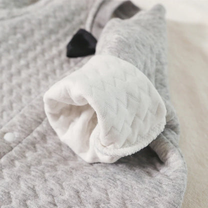 Babykleding jongen in stoere en zachte stoffen