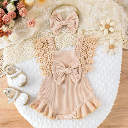 Schattige babykleertjes voor een feestje of speciale gelegenheid