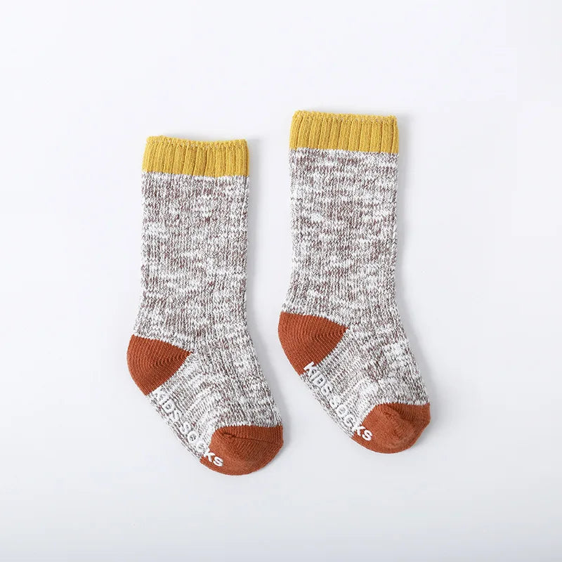 Schattige babykleertjes met schattige details