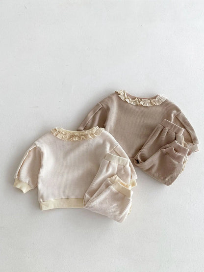 Luchtige zomer baby kleding van ademende stoffen
