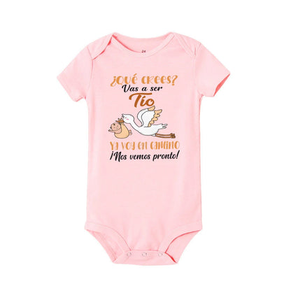 Modebewuste meisjes kleding in trendy kleuren