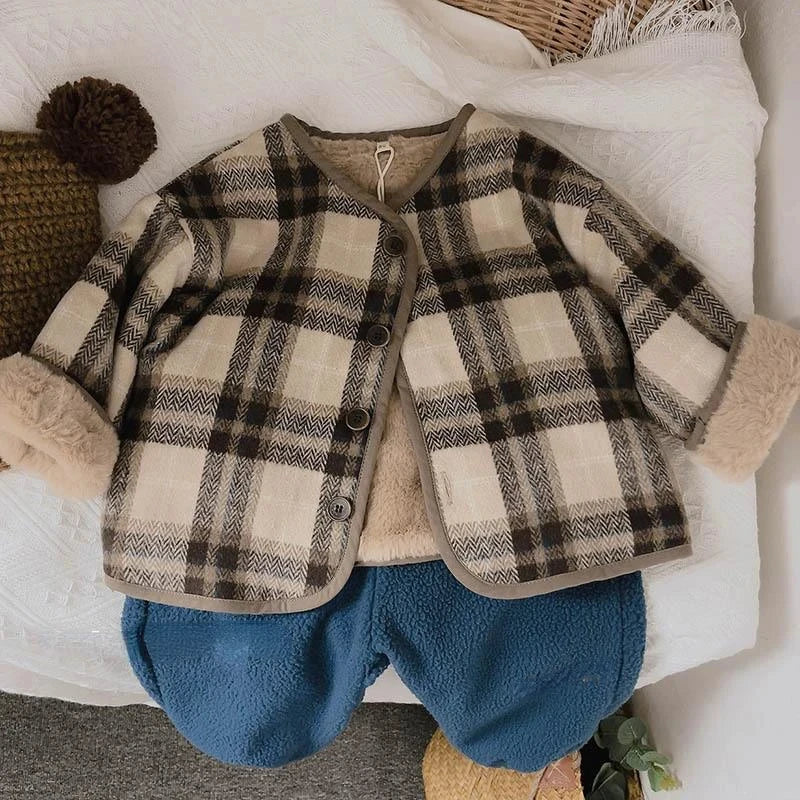 Schattige babykleertjes voor newborns en peuters